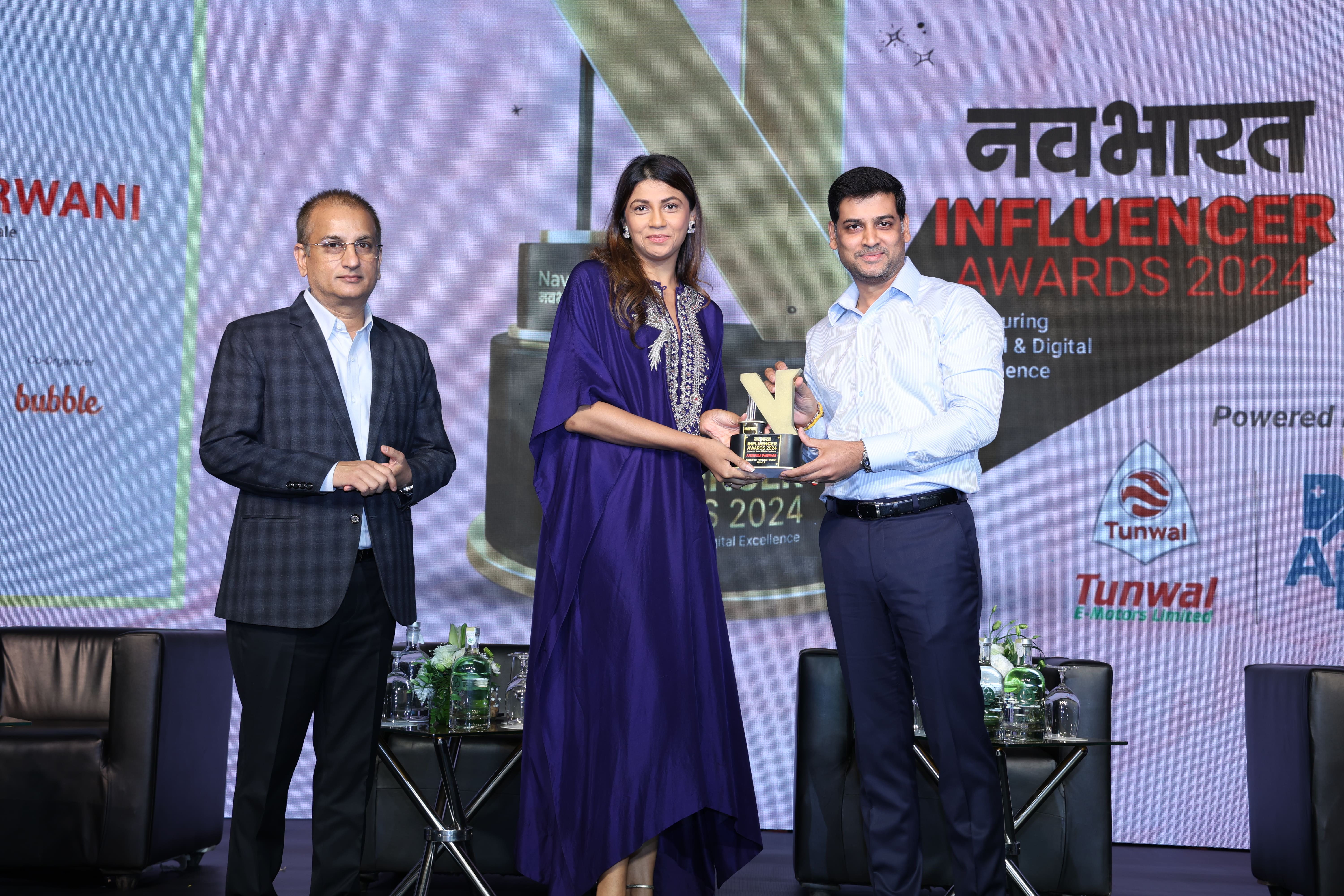 Navabharat
                        Women Achievers Awards